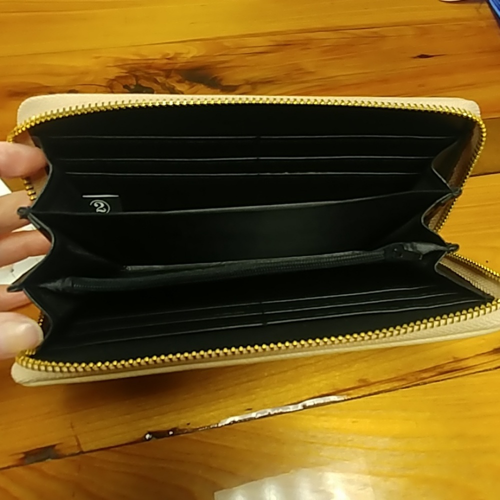 Wallet - Picture 2 of 2